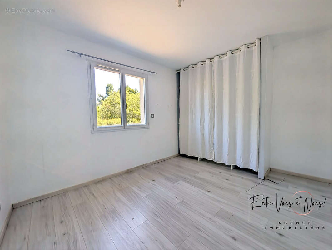 Maison 143 m² à Langon  - photo 9