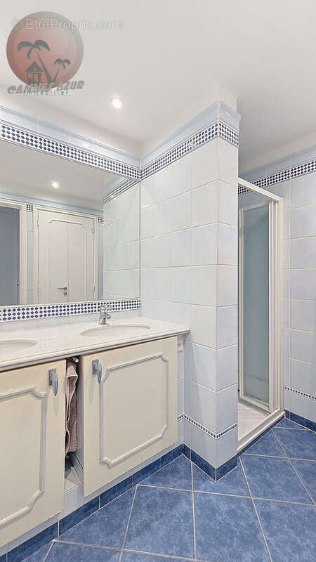 Appartement à LE CANNET