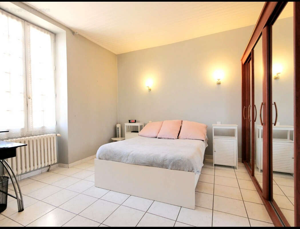 Maison à VILLENEUVE-SUR-LOT
