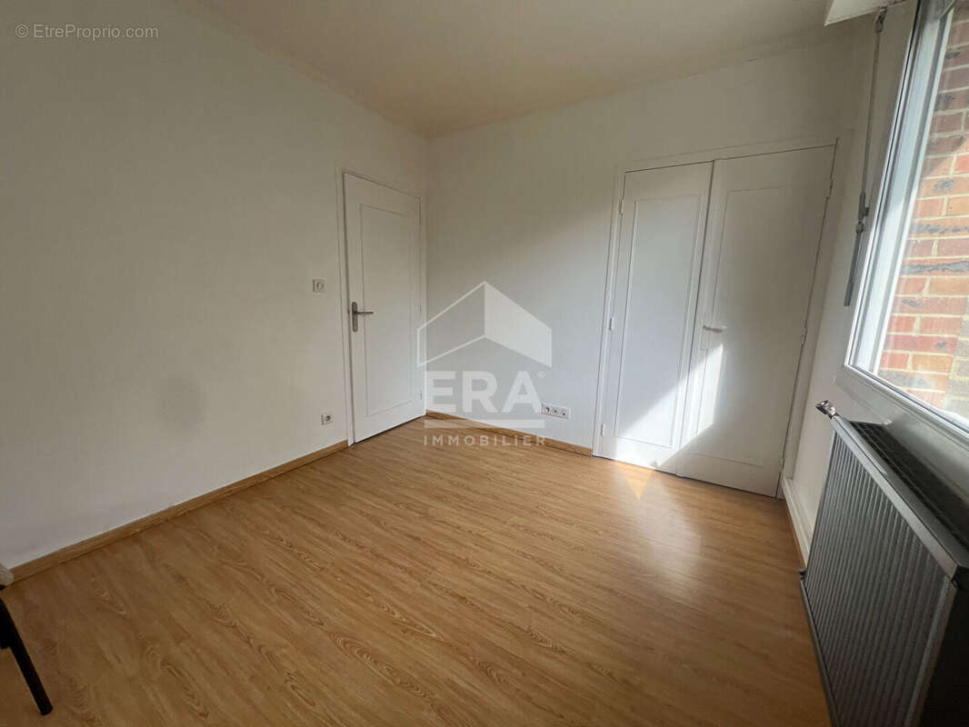 Maison Semi plain pied - 5 chambres à vendre - Saint Omer centre - photo 6