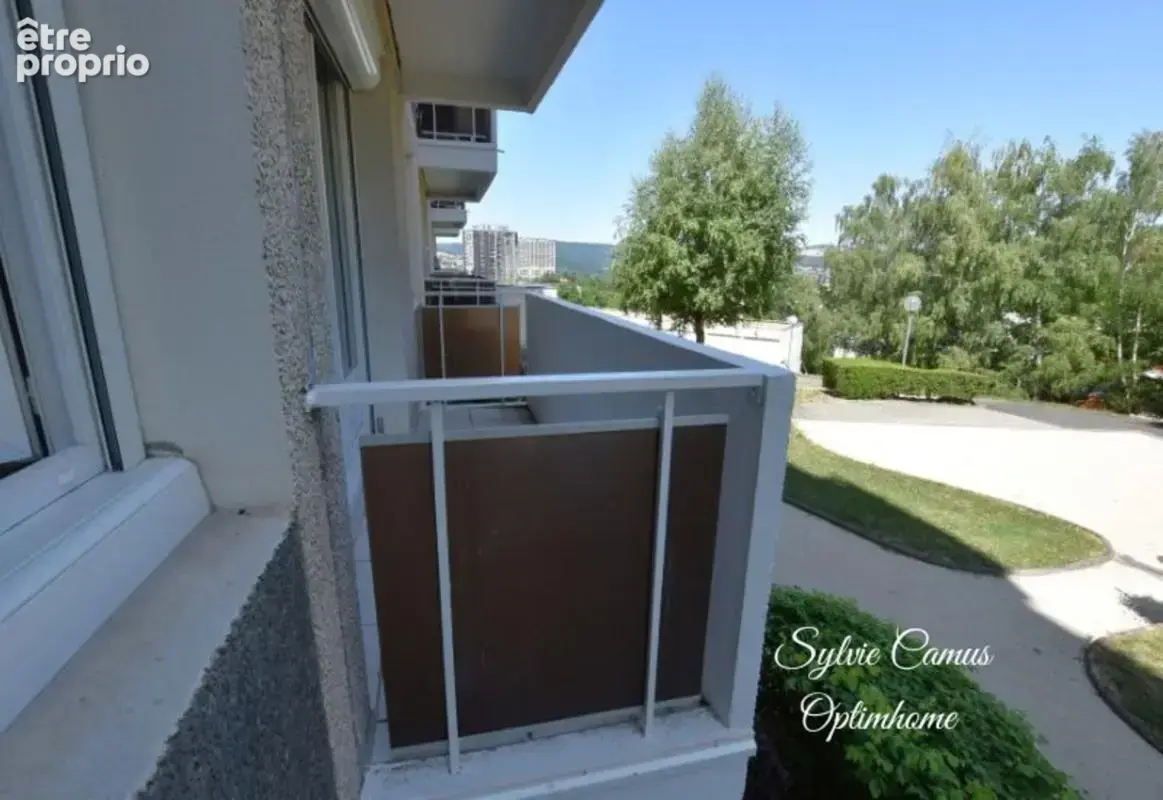 Appartement 4/5 pièces avec balcon, ascenseur et vue sur parc –Firminy-94 000€ - photo 6