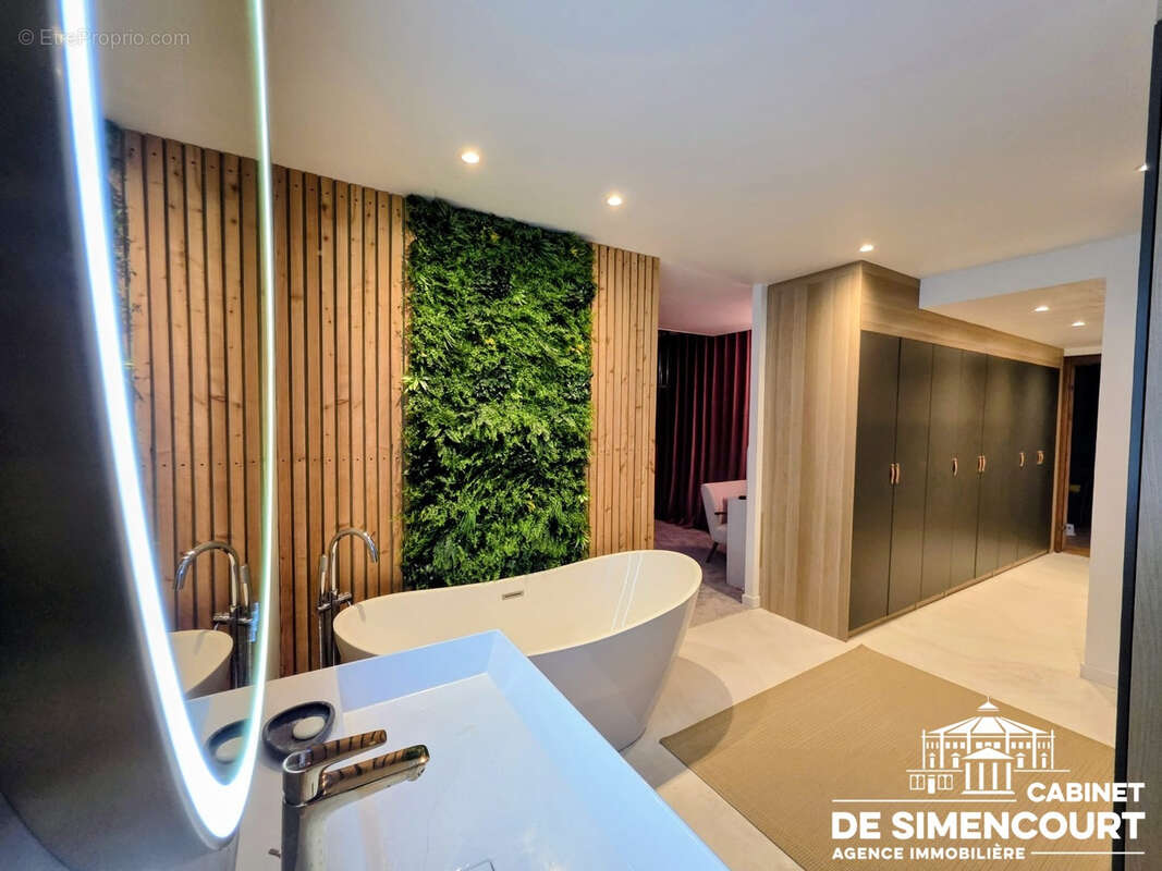 VERS-SUR-SELLE   Pavillon d’architecte contemporain avec piscine - photo 6
