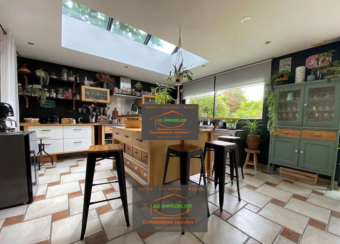 Maison à MONTAUBAN-DE-BRETAGNE