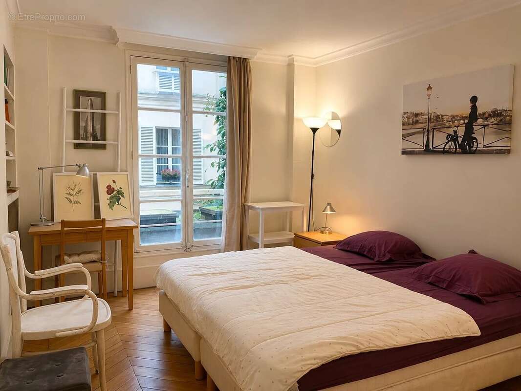 Appartement à PARIS-6E