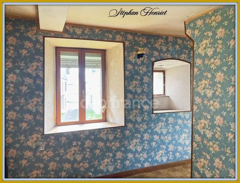 Maison en pierre à rénover – Fort potentiel – Thin-le-Moutier (08) - photo 8