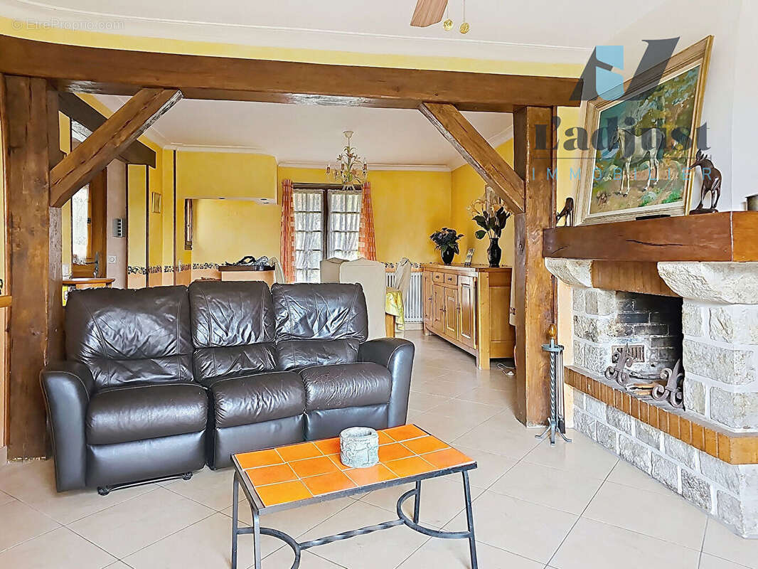 Maison à MONTIGNY-SUR-LOING