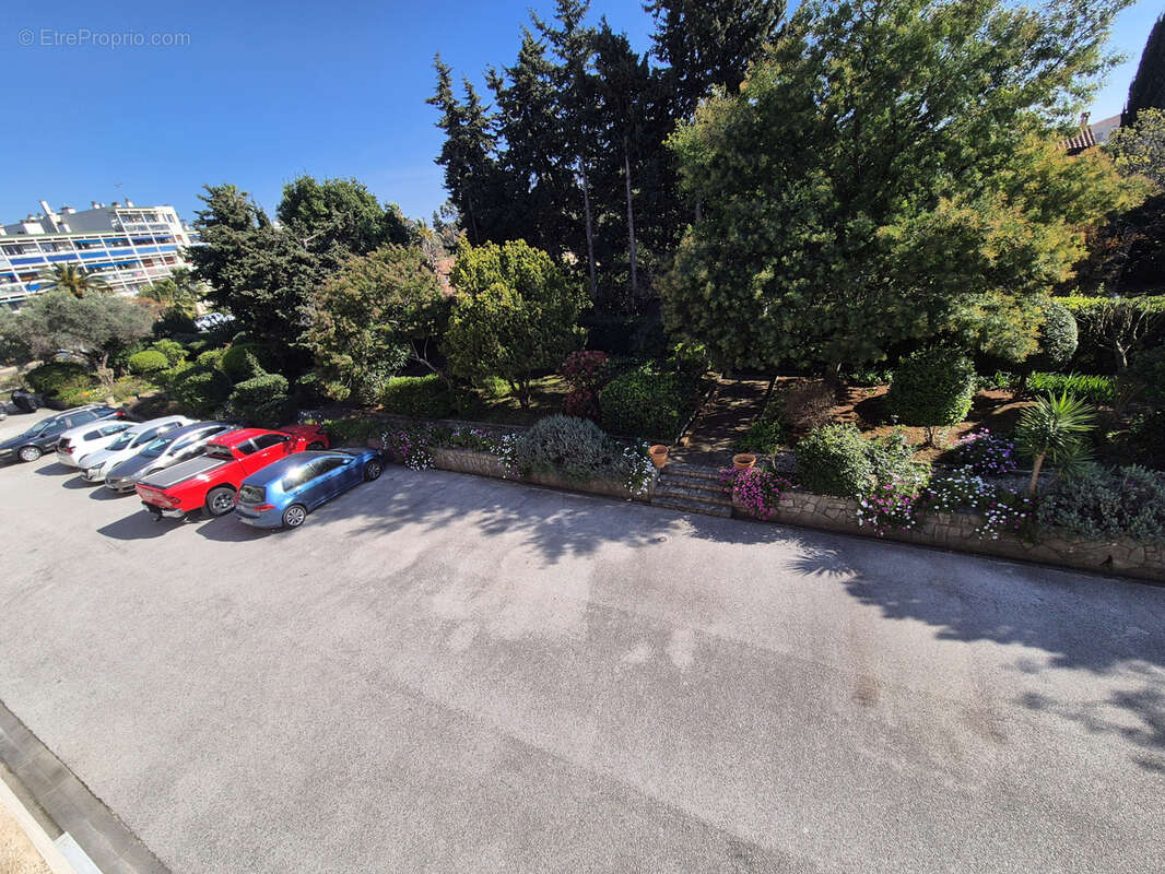 Appartement à HYERES