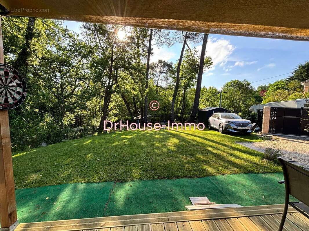 Maison à COULOUNIEIX-CHAMIERS