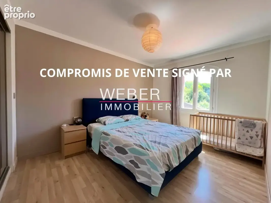 LE REVEST LES EAUX - Maison 182 m2 - 4 chambres Terrain 808 m2 - photo 10