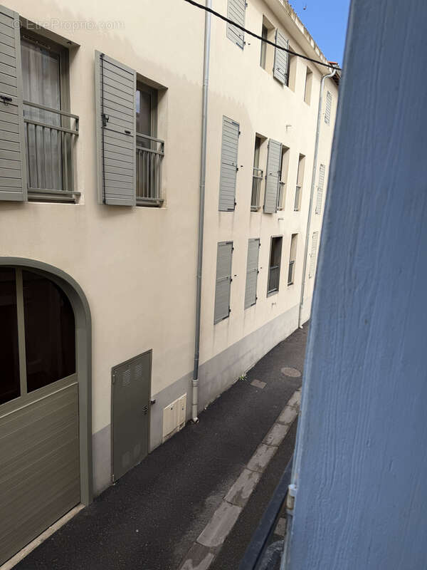 Appartement à L'ISLE-SUR-LA-SORGUE