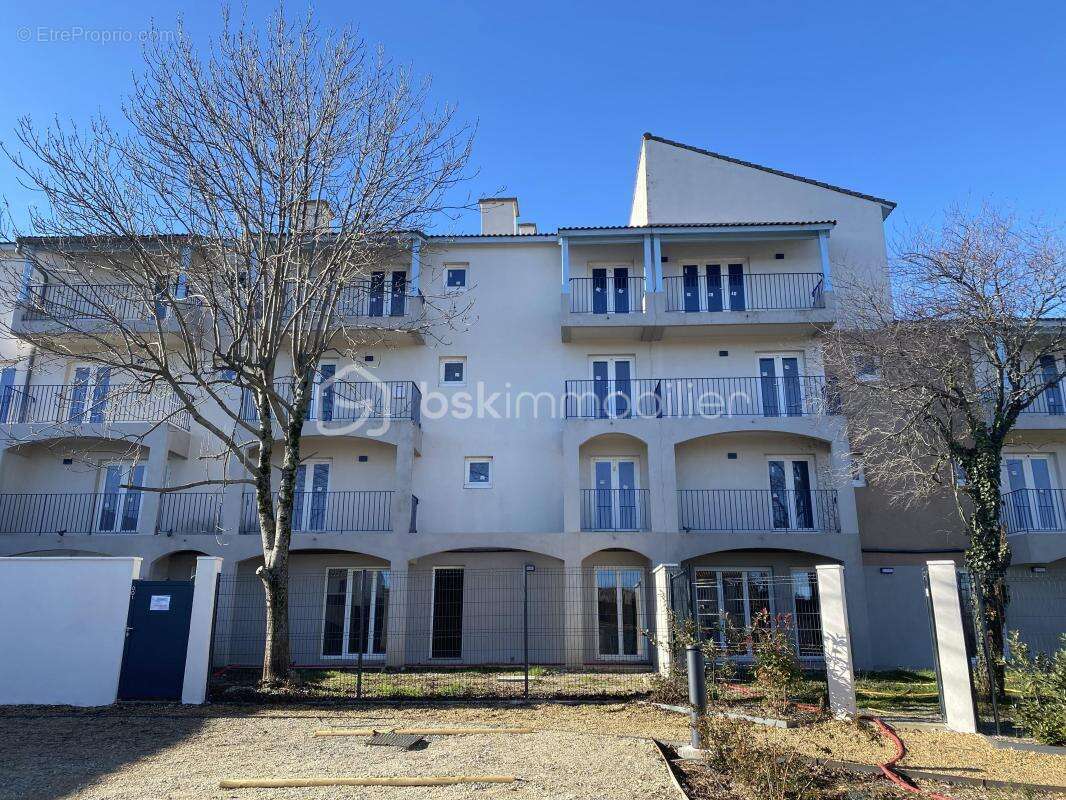 SAINT-CHRISTOL ((84) - Créez votre T3 sur mesure ! Plateau sous forme d'appartement de 77 m² env. situé au 3ème étage avec ascen - photo 17