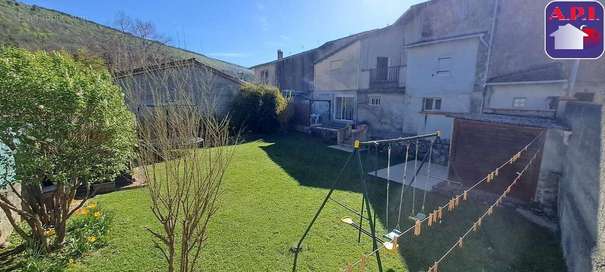 Maison à L'AIGUILLON