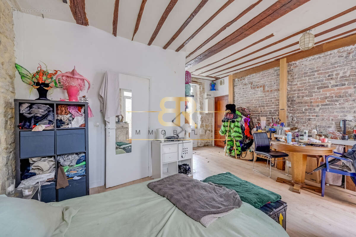 Calme / jardin 35m2 / belle hauteur sous plafond - photo 4