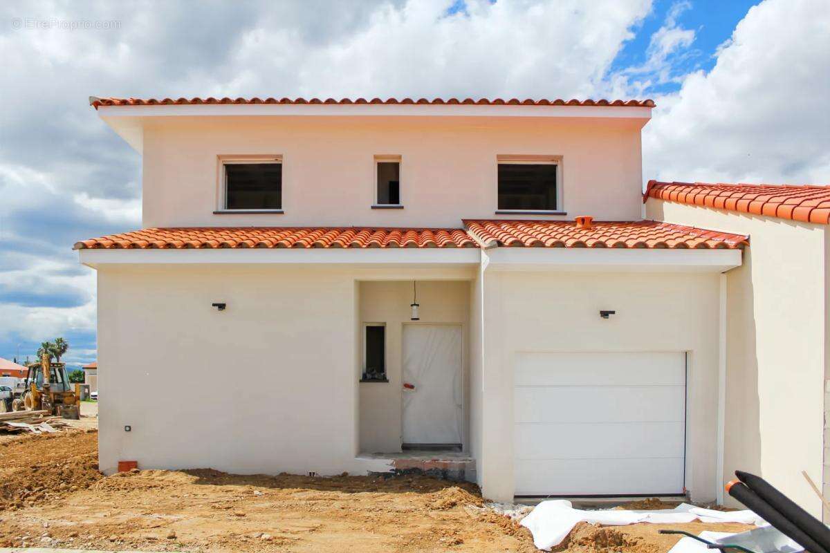 Maison à PIA