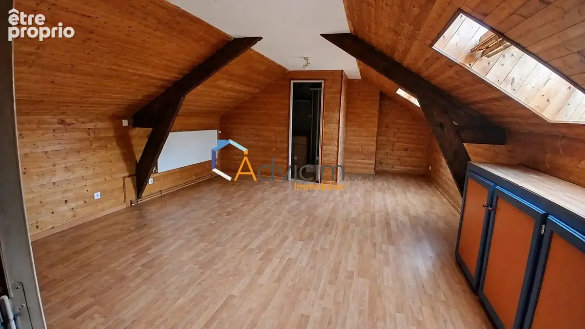 chambre parentale avec salle d'eau et wc