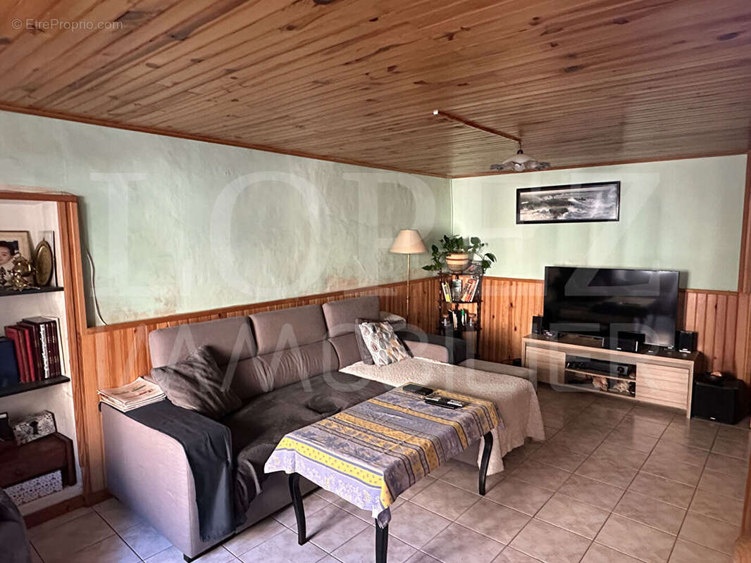 Maison à LABASTIDE-ROUAIROUX