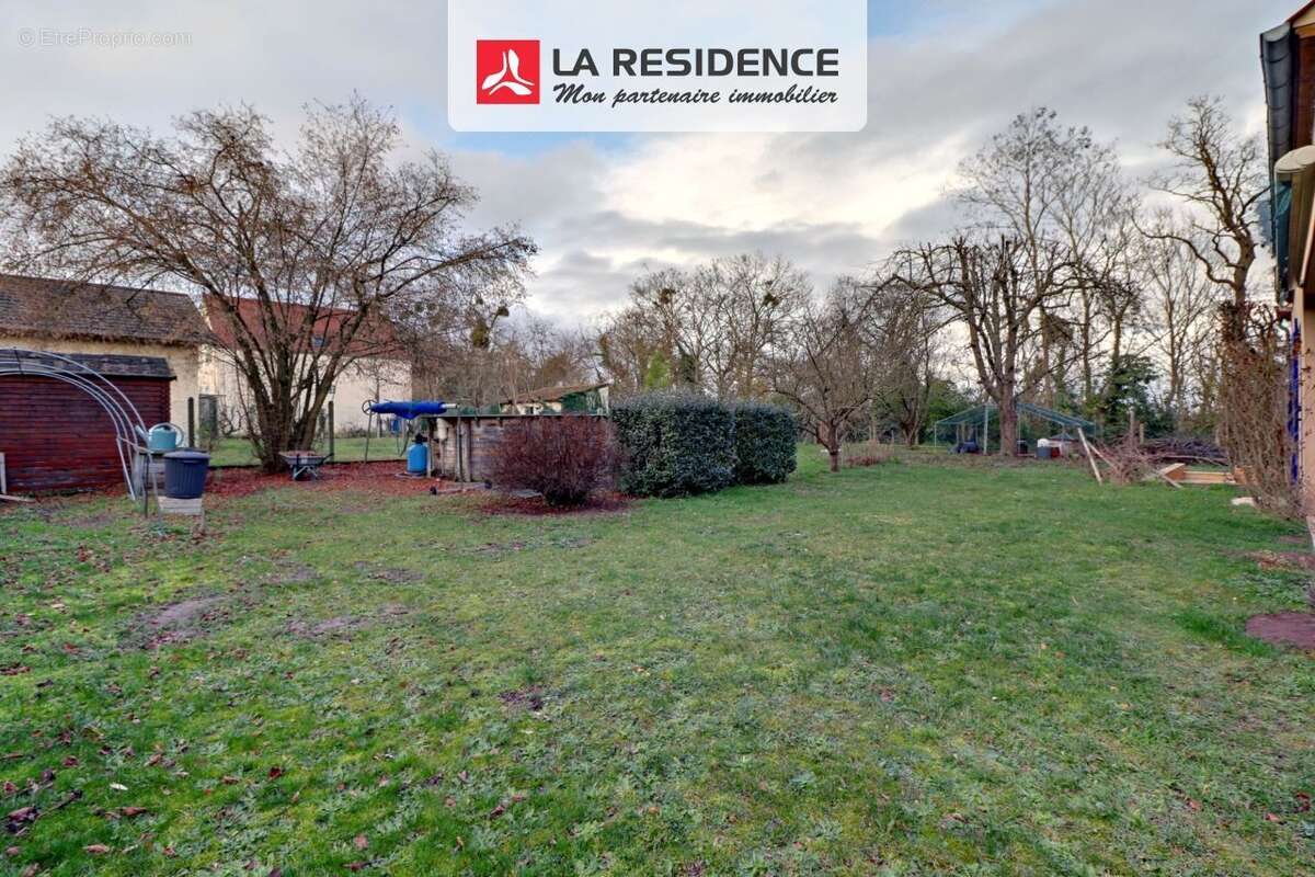 Maison à NEUVILLE-SUR-OISE