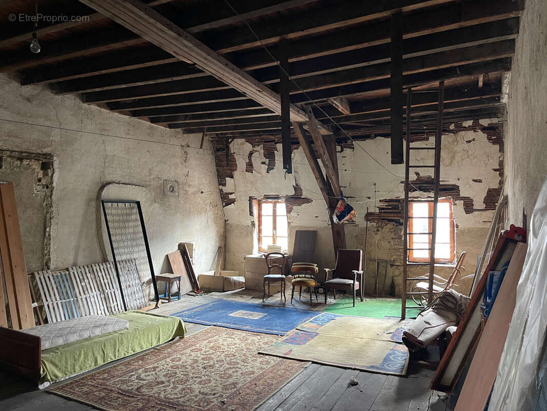 Maison à PIONSAT