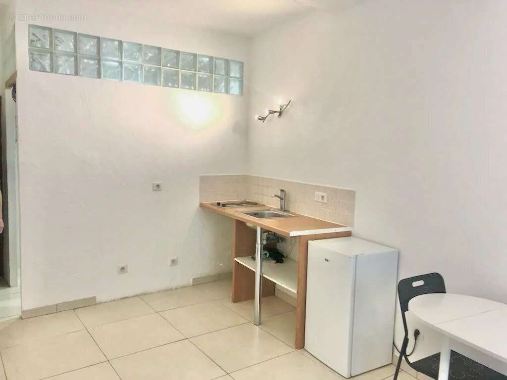 Appartement à LE MUY