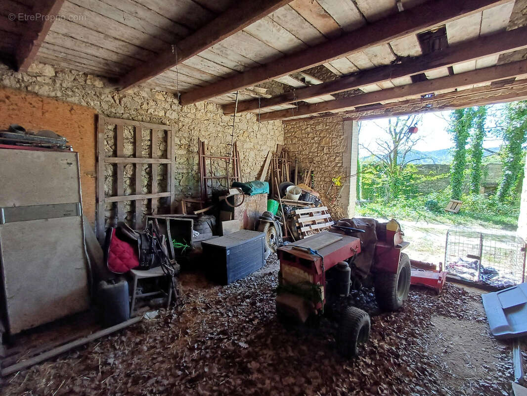 Maison à DONZERE