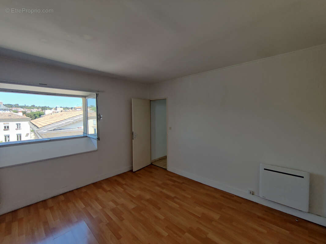 Appartement à NIMES