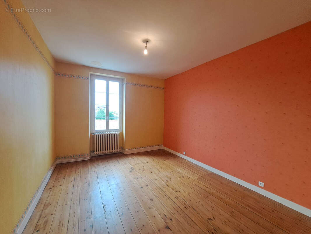 Maison à SAINT-MACAIRE