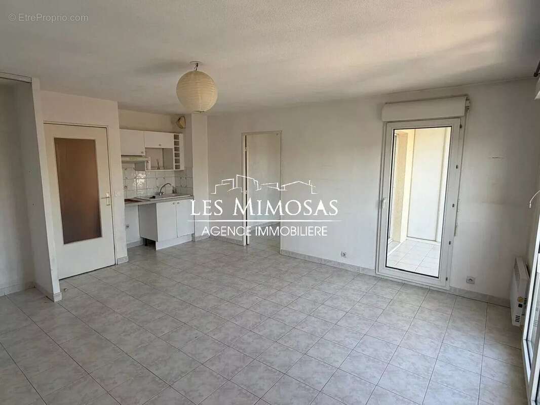 Appartement à FREJUS