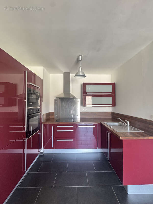 Appartement à VAUJOURS