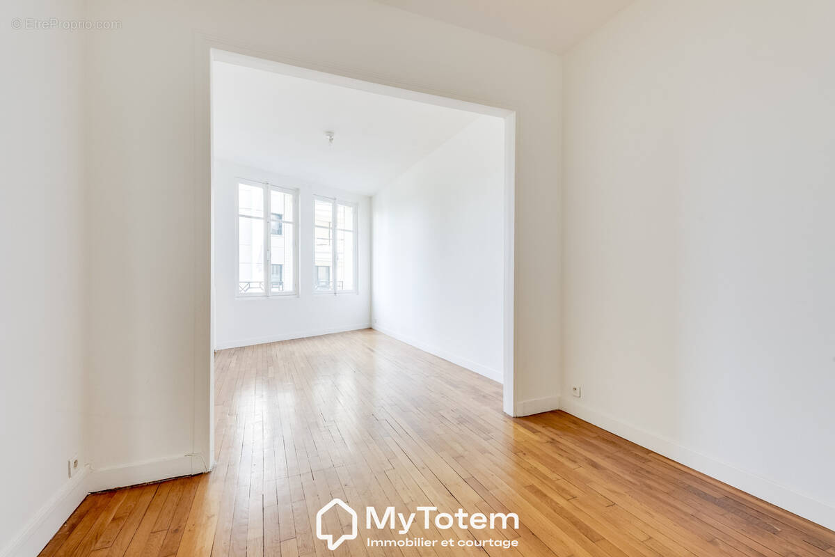 Appartement à LEVALLOIS-PERRET