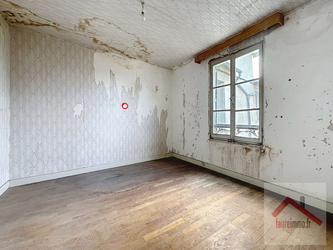 Appartement à ALLASSAC