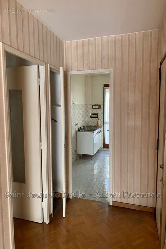 Appartement à MARSEILLE-8E