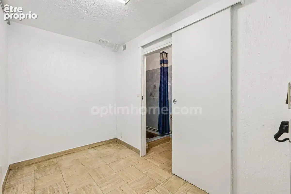 Maison familiale 129 m² habitables + sous-sol total – Terrain 365 m² - photo 12