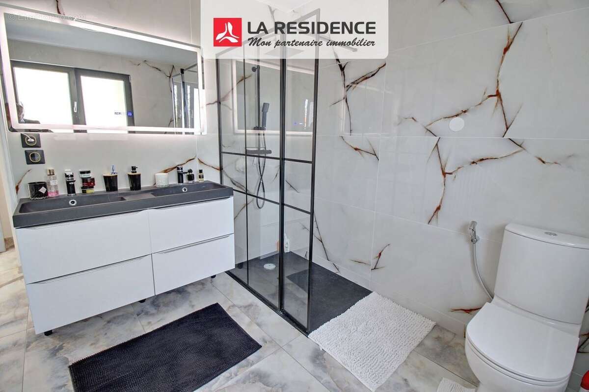 Maison 156 m² à Conflans-Sainte-Honorine  - photo 6