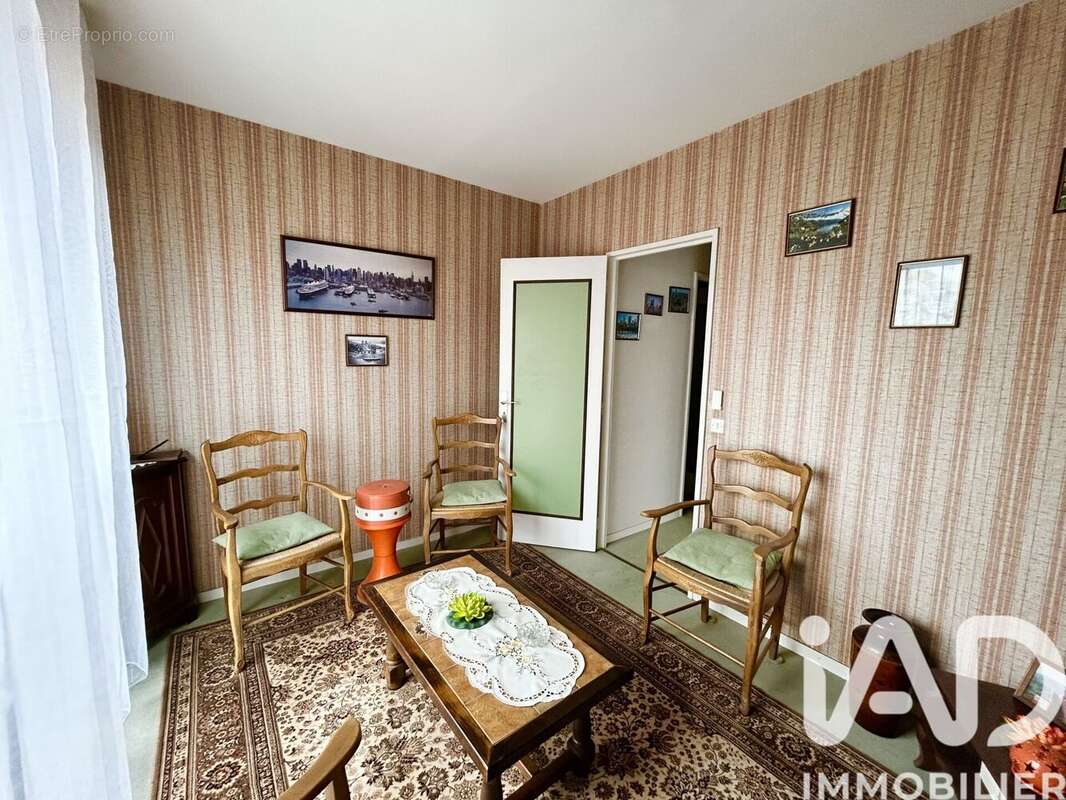 Photo 6 - Appartement à RIS-ORANGIS