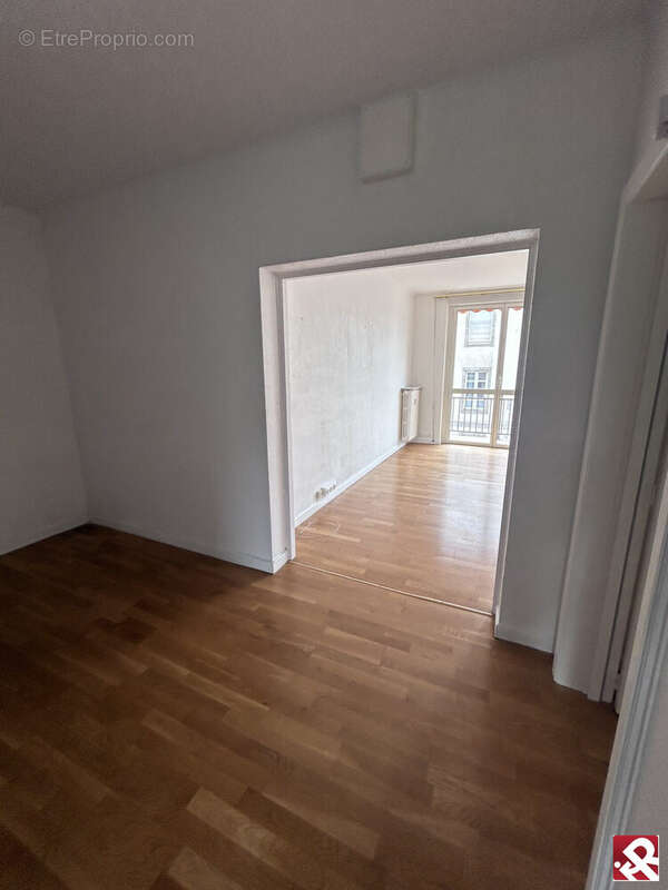Appartement 75 m² à Limoges  - photo 6