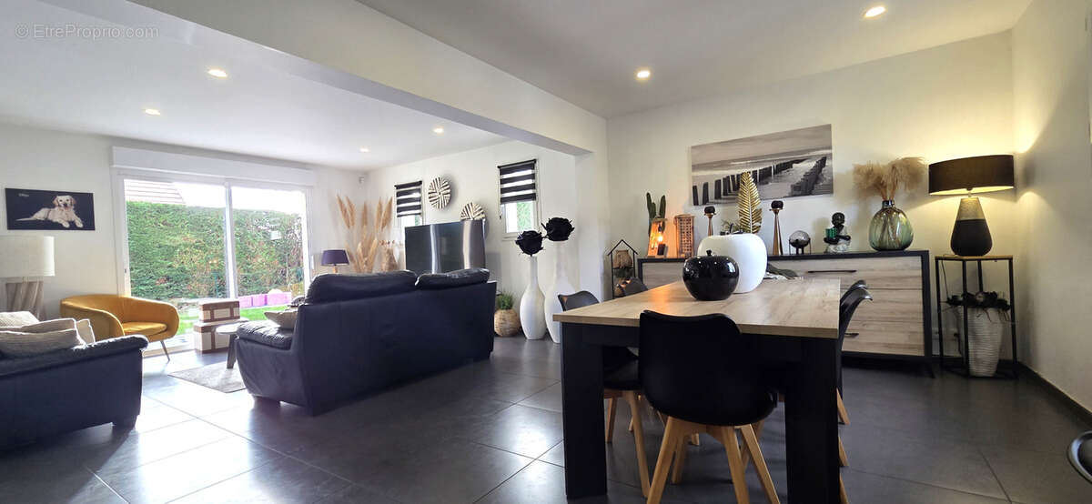 Maison à GRANDCAMP-MAISY