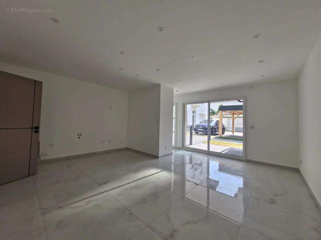 Appartement à GRESY-SUR-AIX