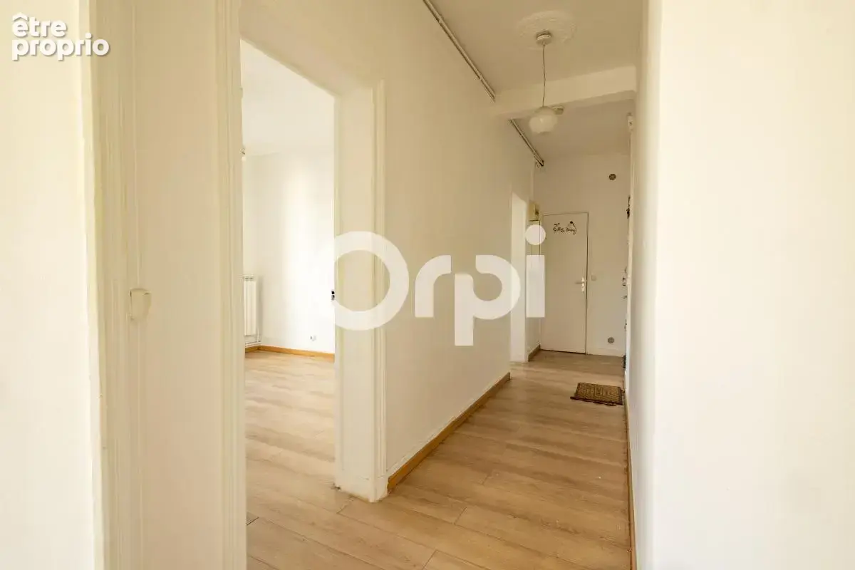 Appartement À Vendre - photo 7