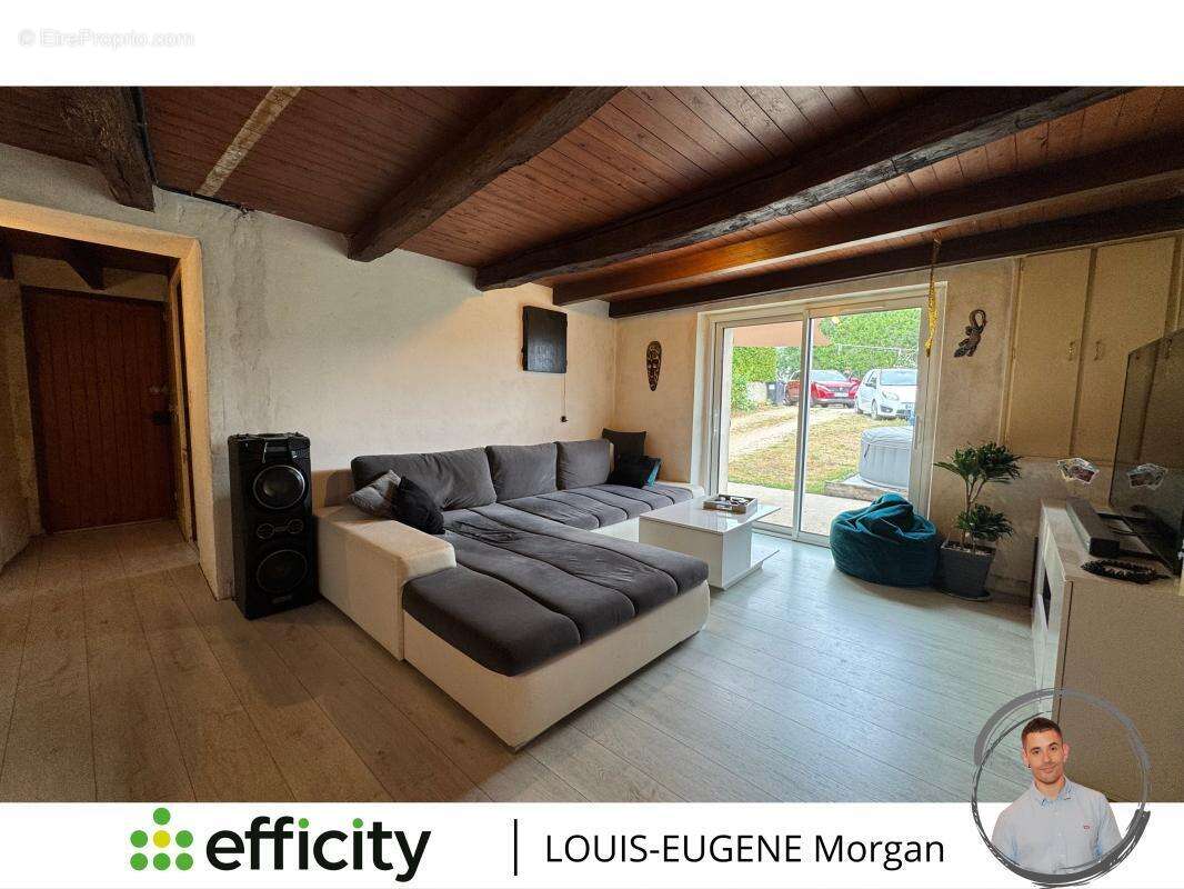 Maison 115 m² à Charroux  - photo 8