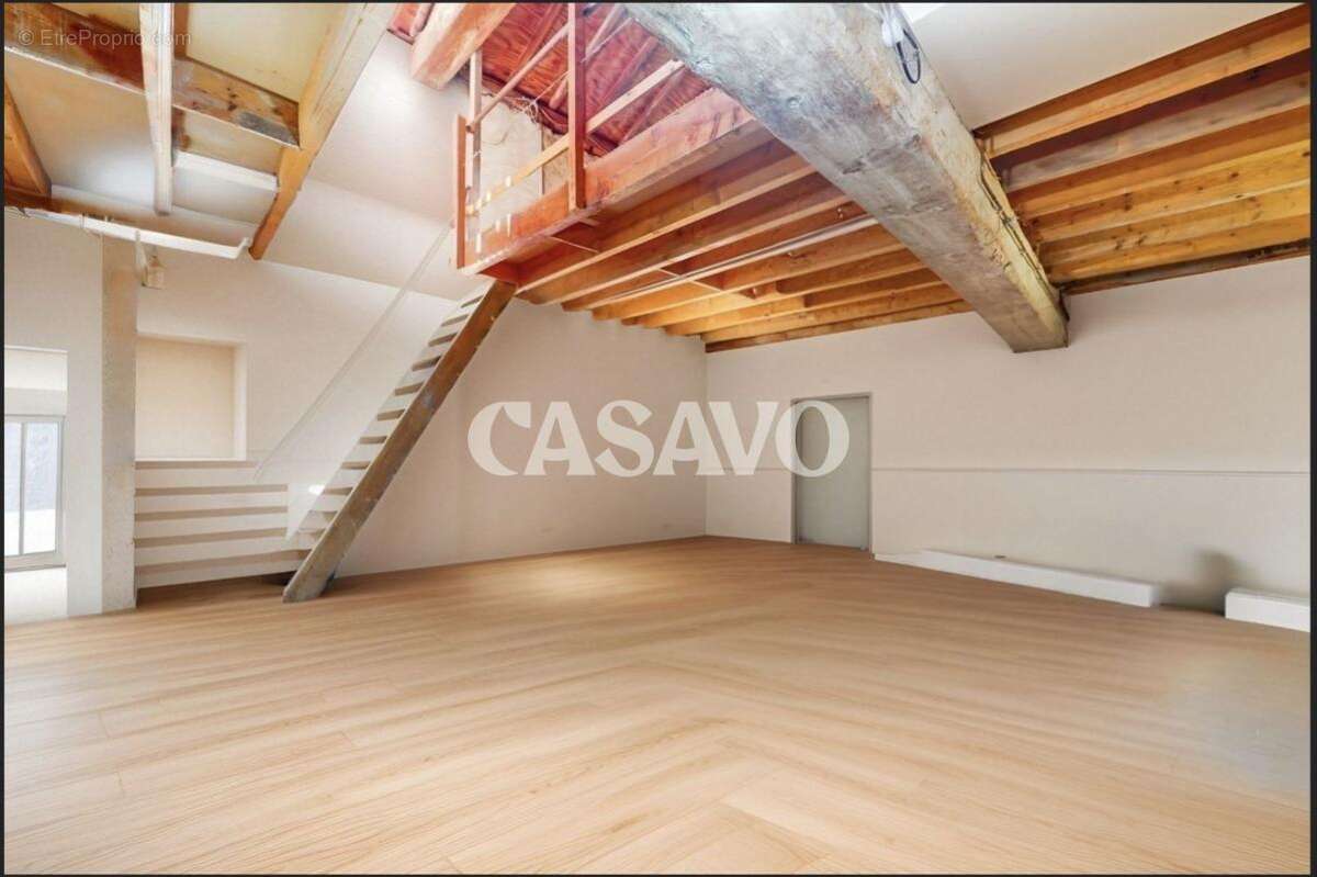 Maison à REVEL-TOURDAN