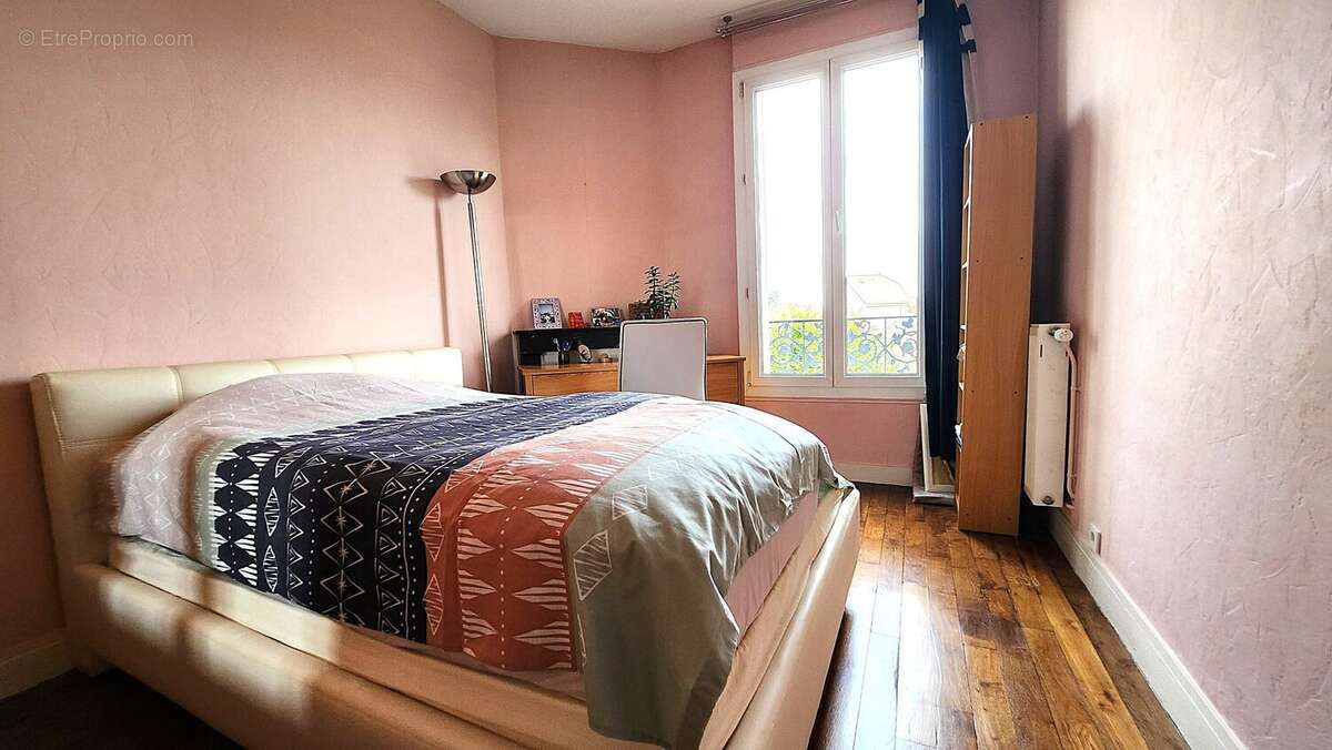 Appartement à MAISONS-ALFORT
