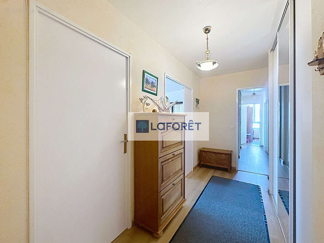 Appartement Sartrouville 4 pièce(s) 84.66 m2 - photo 5