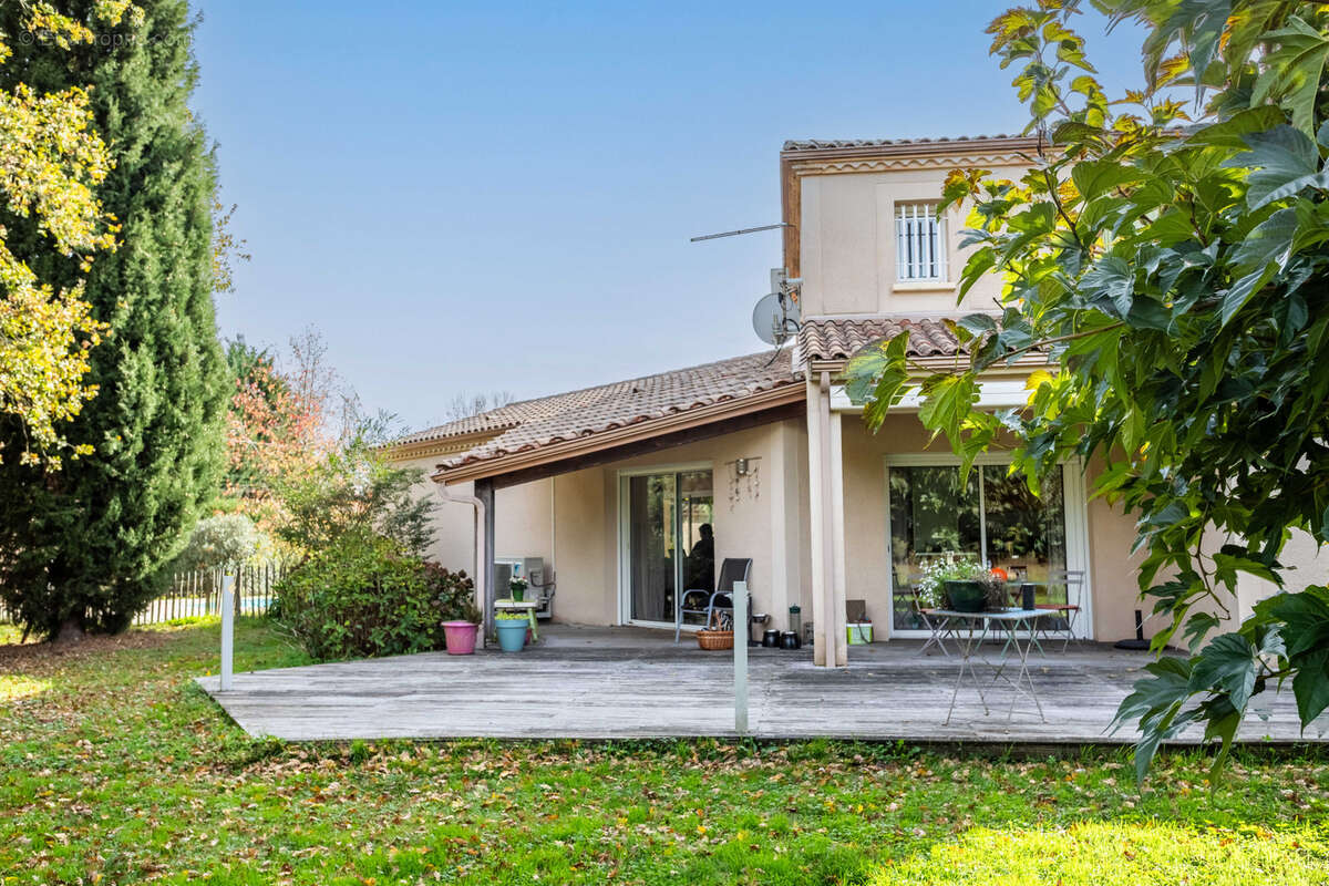 Maison à VILLENEUVE-SUR-LOT