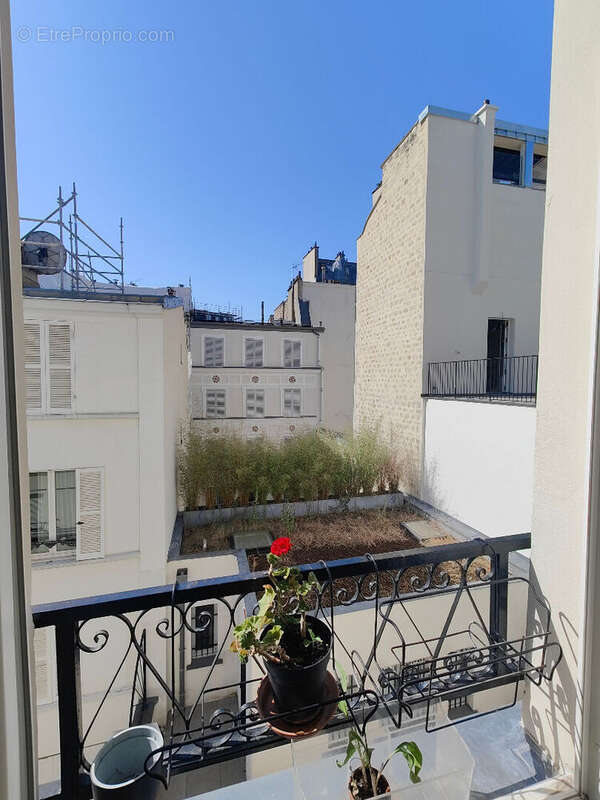 Appartement à PARIS-7E