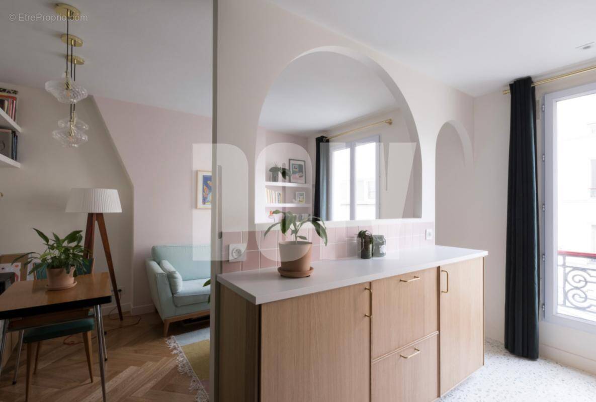 Appartement à PARIS-3E