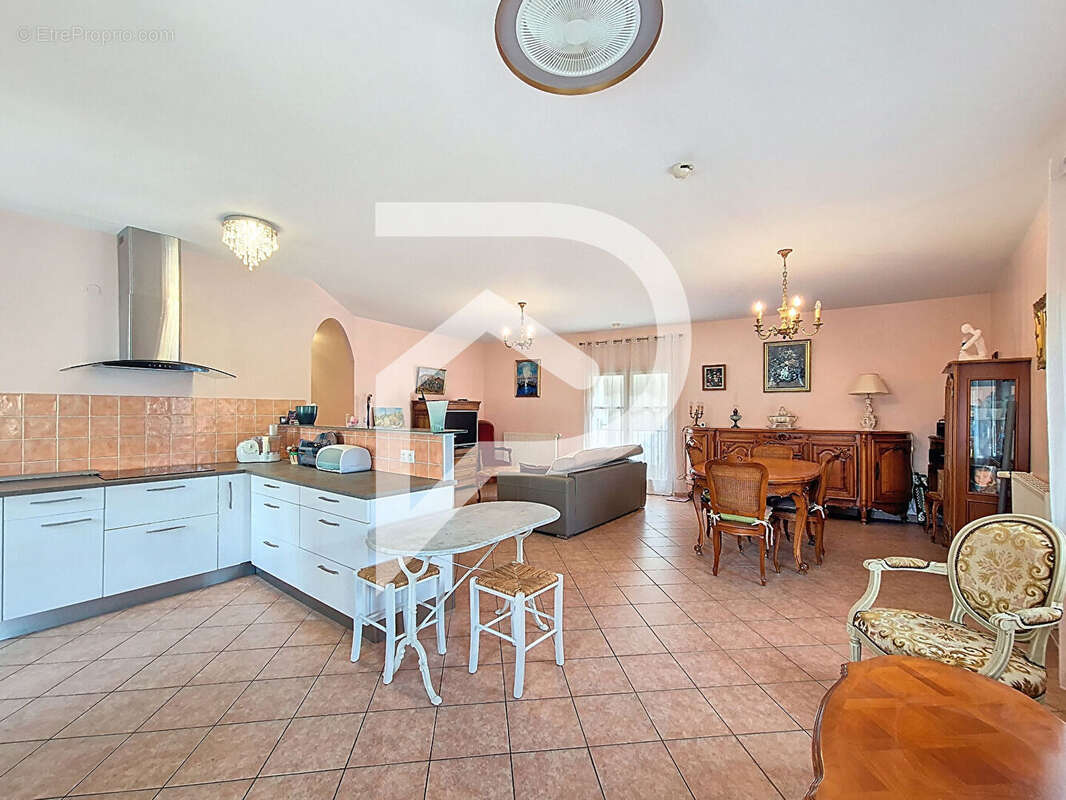 Appartement à MONTELIMAR