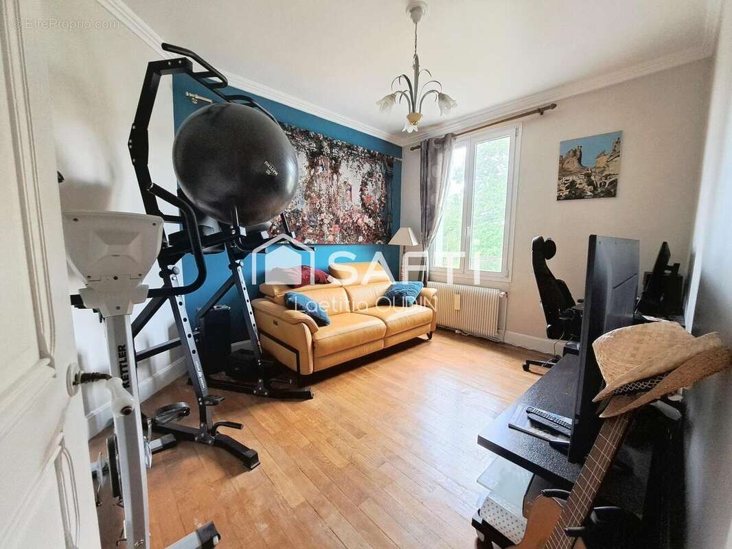 Photo 5 - Maison à ROMILLY-SUR-SEINE