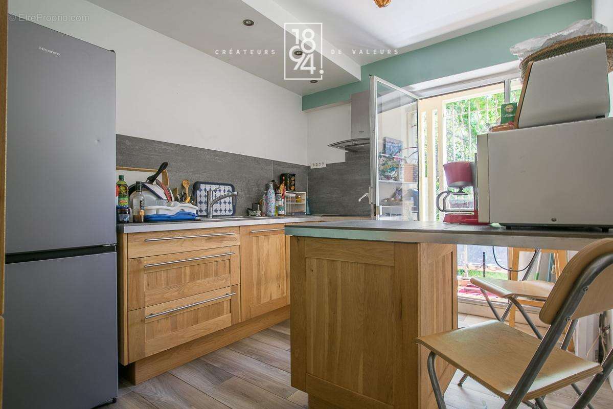 Appartement à MARSEILLE-8E