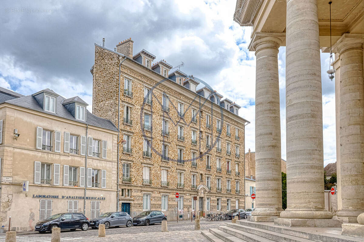 Appartement à VERSAILLES