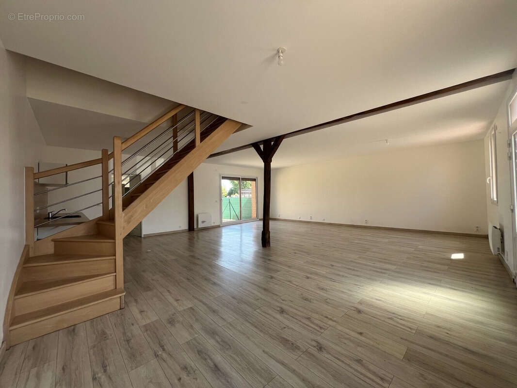 Maison 136 m² à Saint-Laurent-En-Caux  - photo 7